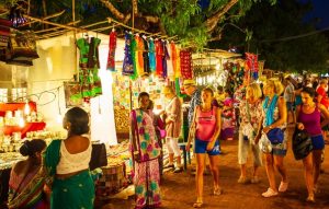 Best Markets For Christmas Shopping In India