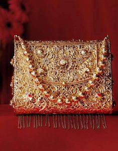 bridal clutch