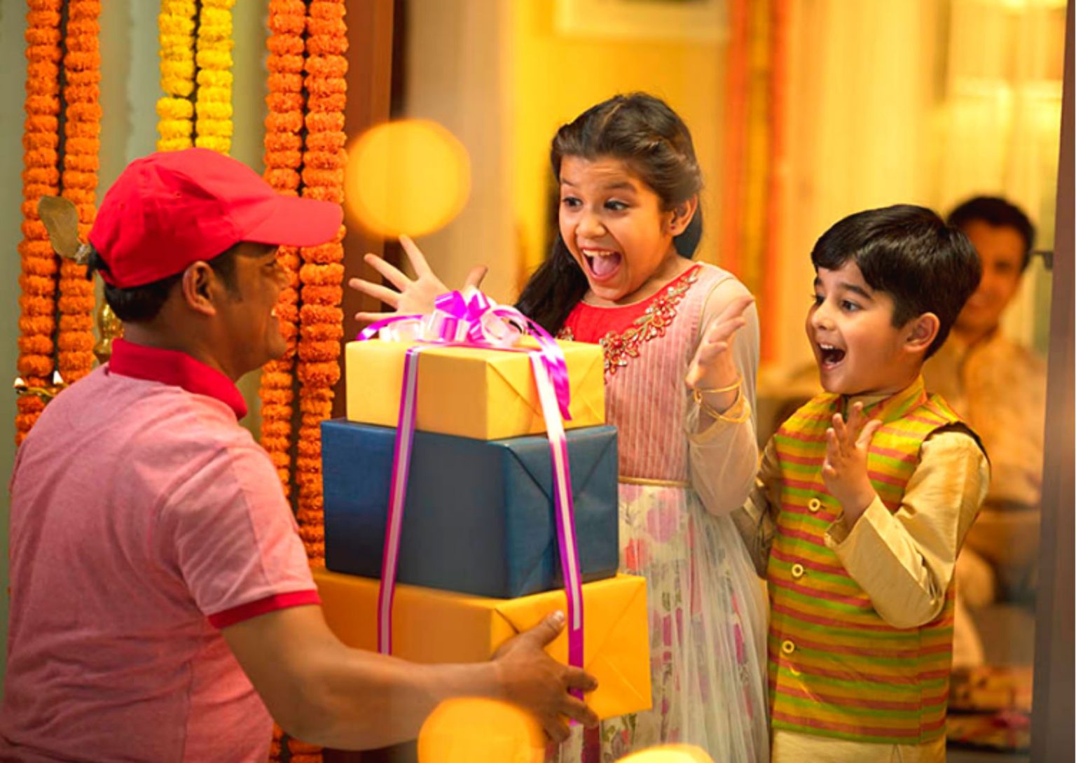 diwali-gift-ideas-for-friends-family